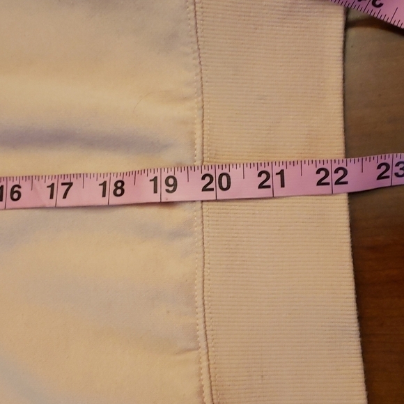 H&m Crew Neck Sweatshirt Embroidered Cut-out Design Peach M VGUC - Picture 8 of 11